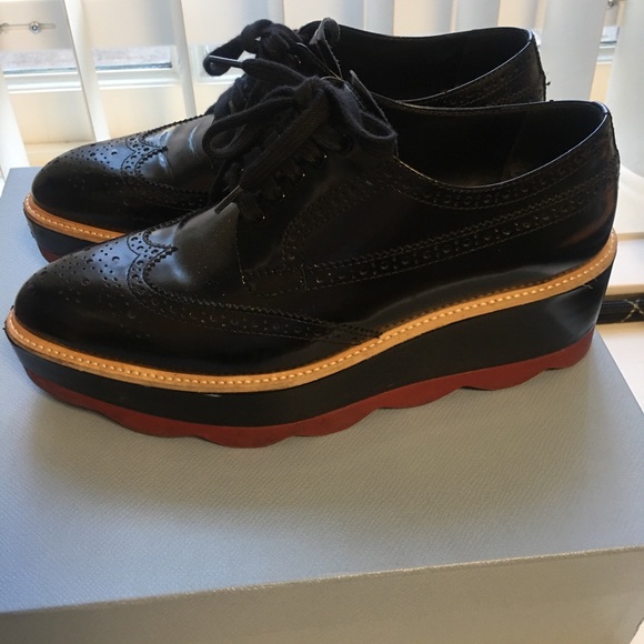 Prada shoes size 8 - Picture 3 of 8